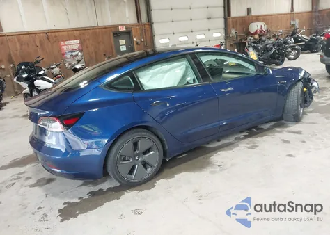2021 Tesla Model 3 Standard Range Plus Rear-Wheel Drive from USA, damaged, VIN 5YJ3E1EA4MF096115